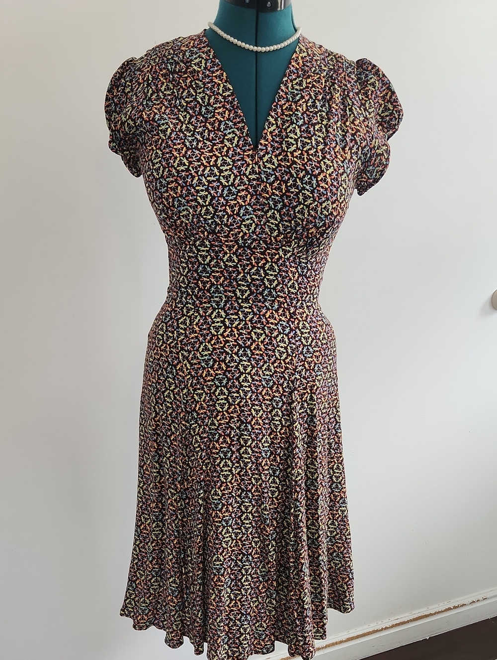 🦋 House Of Foxy Floral V-Neck Fit & Flare Dress in Multicolor SZ 10